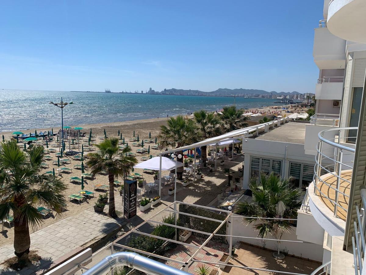 Wave Beachfront Apartments Дуррес Экстерьер фото
