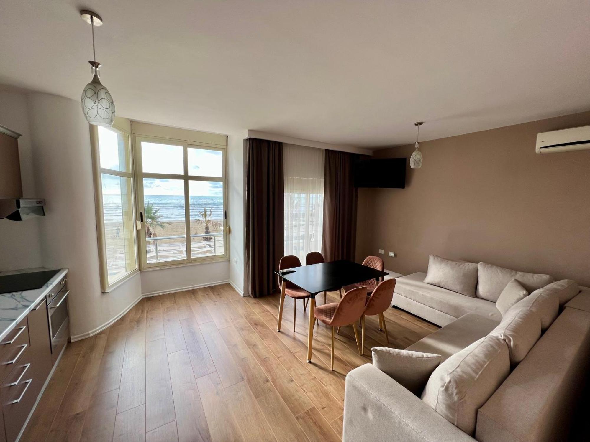 Wave Beachfront Apartments Дуррес Экстерьер фото