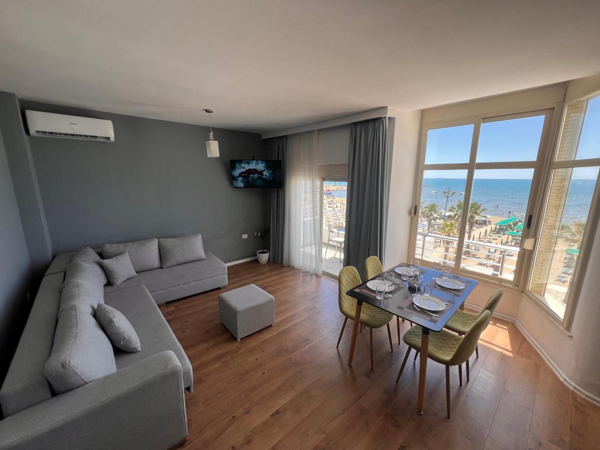 Wave Beachfront Apartments Дуррес Экстерьер фото